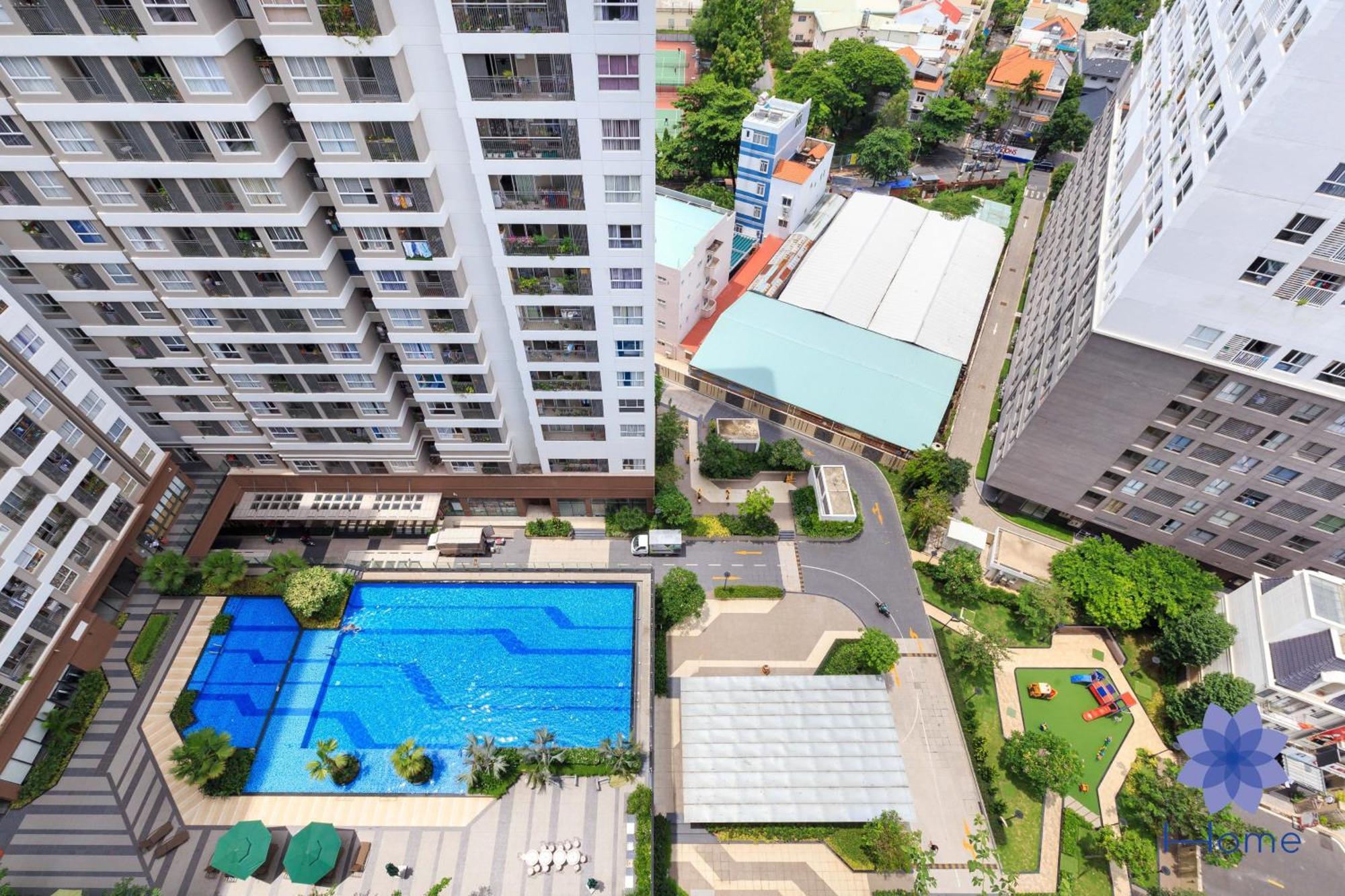 Ihome Furnished Apartments With Free Gym & Pool, Airport Pick-Up Service Хошимін Екстер'єр фото